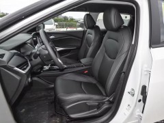 2020 Used Car Hot Changxun Made In China 4 Wheel New Electric Comfortable Ev Car New Energy Vehicles Car For Sale
