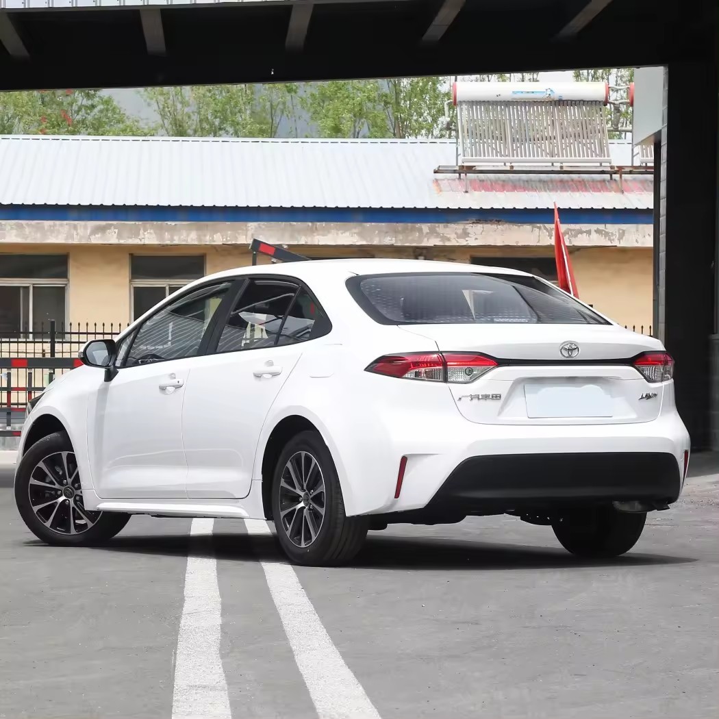 2023 New car hot saling sedan fuel-efficient 1.5L CVT Pioneer edition gasoline car For TOYOTA used car
