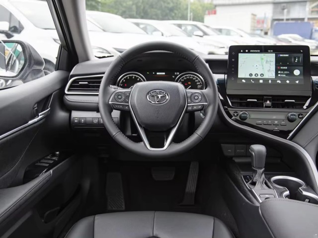 2023 New car hot saling sedan Camry 2.0G luxury gasoline car for Toyota used car