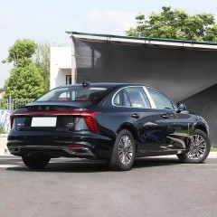 Chinese Automobile H5 Gasoline Cars 2.0T Qi Xiang Cheap Car Hoy Saling Automobile Wholesale For HONG QI Used Cars