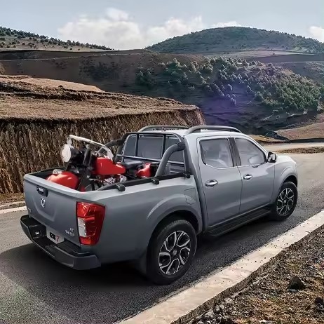 Dongfeng Ruiqi 7 Pickup 4x4 Diesel Vehicles Used Car 2.3T Automatic 4WD Diesel Standard Cheap Second Hand Pickup Truck Wholesale