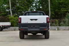 2022 Chinese hot-selling JMC Yuhu 7 Pickup 2.0T Automatic Diesel 141HP 4WD Comfort Long Shaft Double row truck for sale for JMC