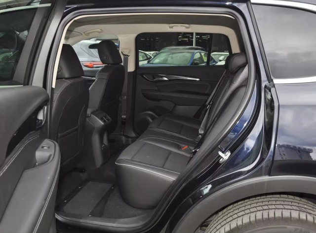 In Stock 2022 Envision PLUS 652T Deluxe Model New Cars Fuel SUV Vehicle For Buick Envision PLUS 652T Interior Black Used Car