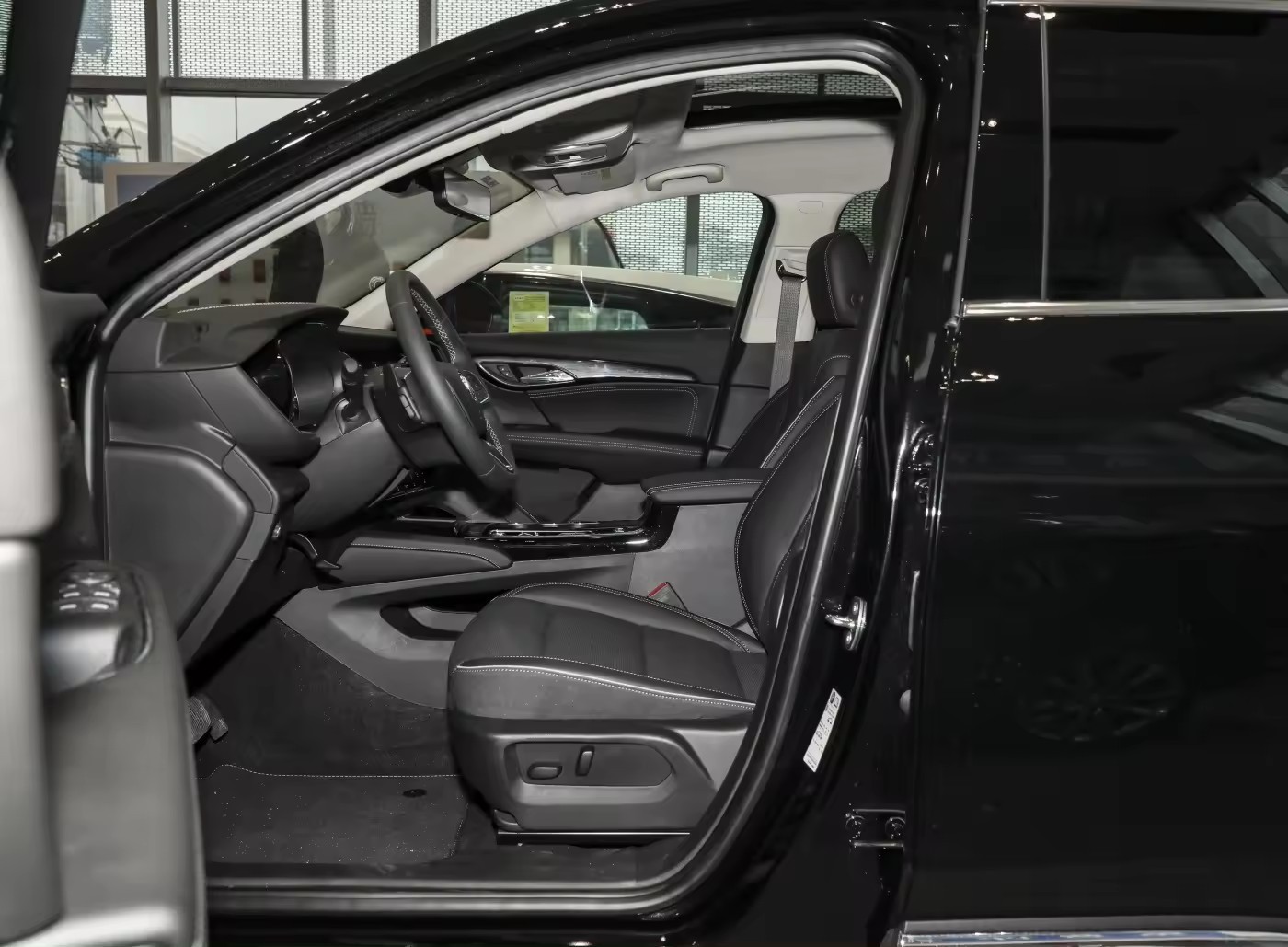 New Cars 2023 Envision PLUS 652T Deluxe Model New Cars Fuel SUV Vehicle For Buick Envision PLUS 652T Interior Black Used Car