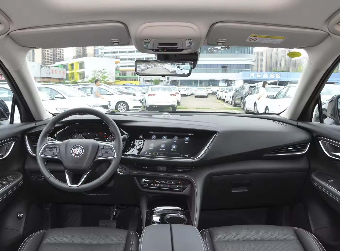 In Stock 2022 Envision PLUS 652T Deluxe Model New Cars Fuel SUV Vehicle For Buick Envision PLUS 652T Interior Black Used Car