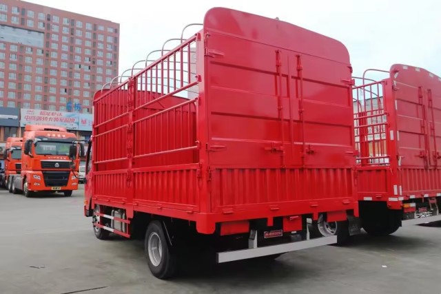 2023 New Hot Selling Dayun New Autoplead Cargo Truck 160 horsepower 4 * 2 single row 4.12 box used light truck for DAYUN
