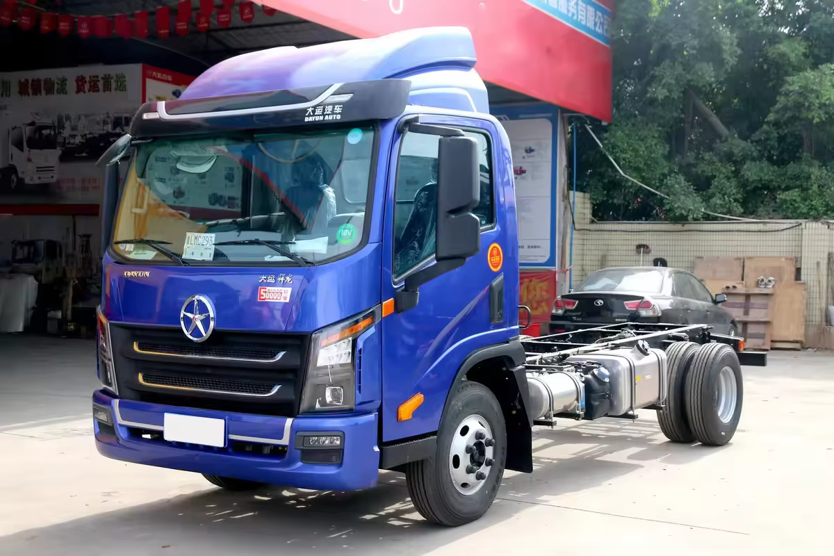 2023 China Manufacture truck Dayun Dragon Cargo truck 156 horsepower 4.12 single row box type light truck National V for Dayun