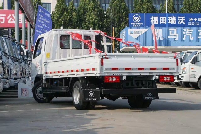 2023 China New Foton Ollin M truck 132 horsepower, 4.2meter single row fence small truck 5t rear axle for Foton mini cargo truck