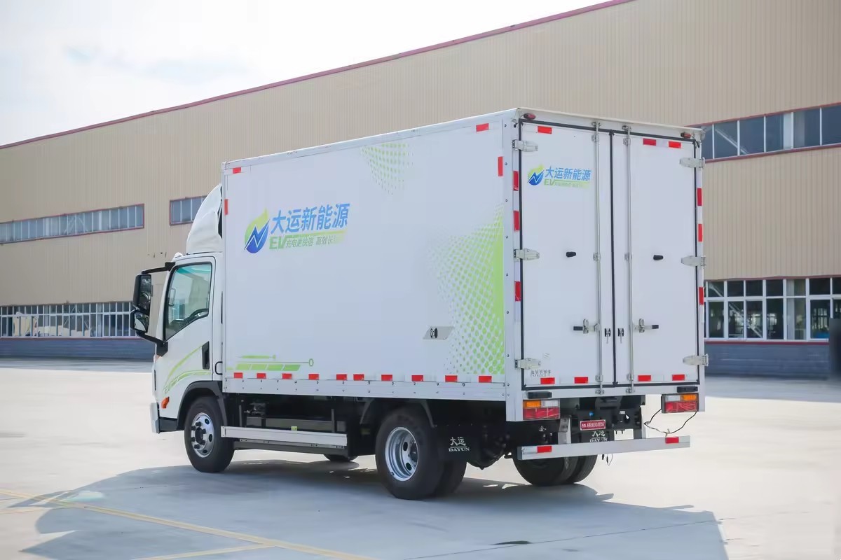 2024 hot selling China brand Dayun Dragon Electric E3 4.5T 4.12m Single row Pure Electric Box Light Truck 81.14kWh for DAYUN