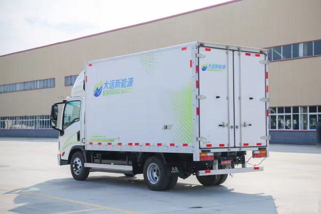 2024 hot selling China brand Dayun Dragon Electric E3 4.5T 4.12m Single row Pure Electric Box Light Truck 81.14kWh for DAYUN