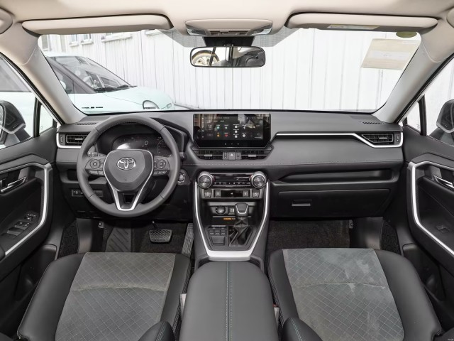 2023 New car hot saling sedan fuel-efficient 2.0L CVT 4WD gasoline car For Toyota RAV4 used car