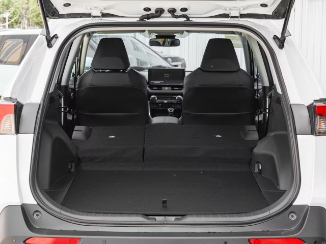 2023 New car hot saling sedan fuel-efficient 2.0L CVT 4WD gasoline car For Toyota RAV4 used car