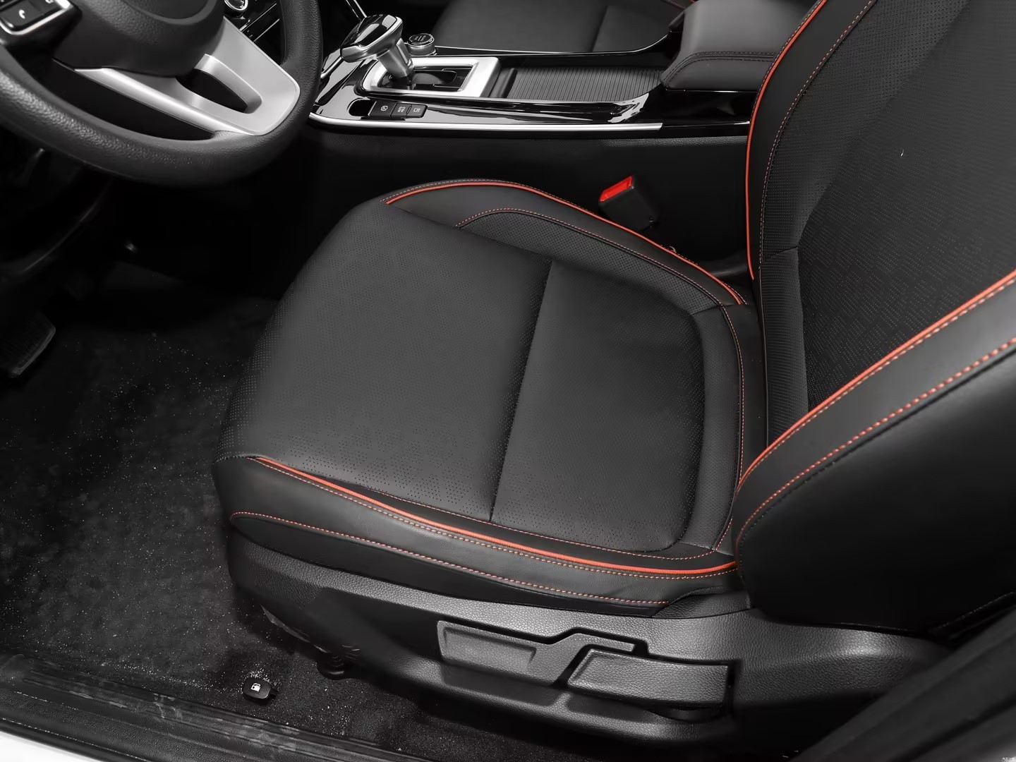 2023 Hot Style Car Quality Assurance Adult Cheap Fuel Vehicle For Yueda Kia Seltos 1.5L CVT