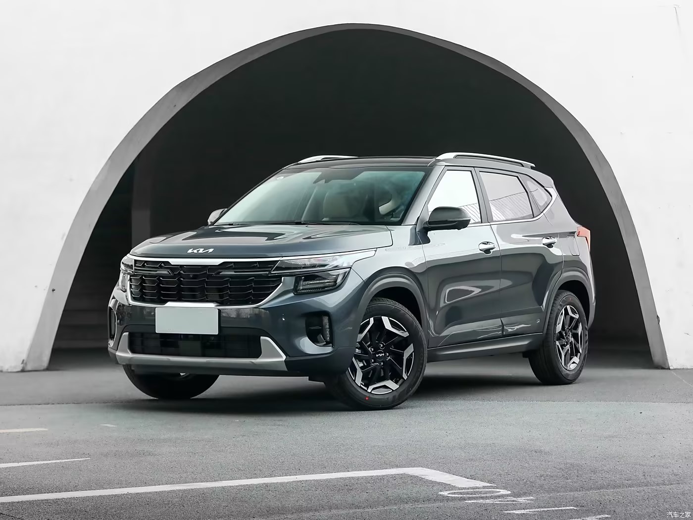 2023 Hot Style Car Quality Assurance Adult Cheap Fuel Vehicle For Kia Seltos 1.5L CVT Premium edition