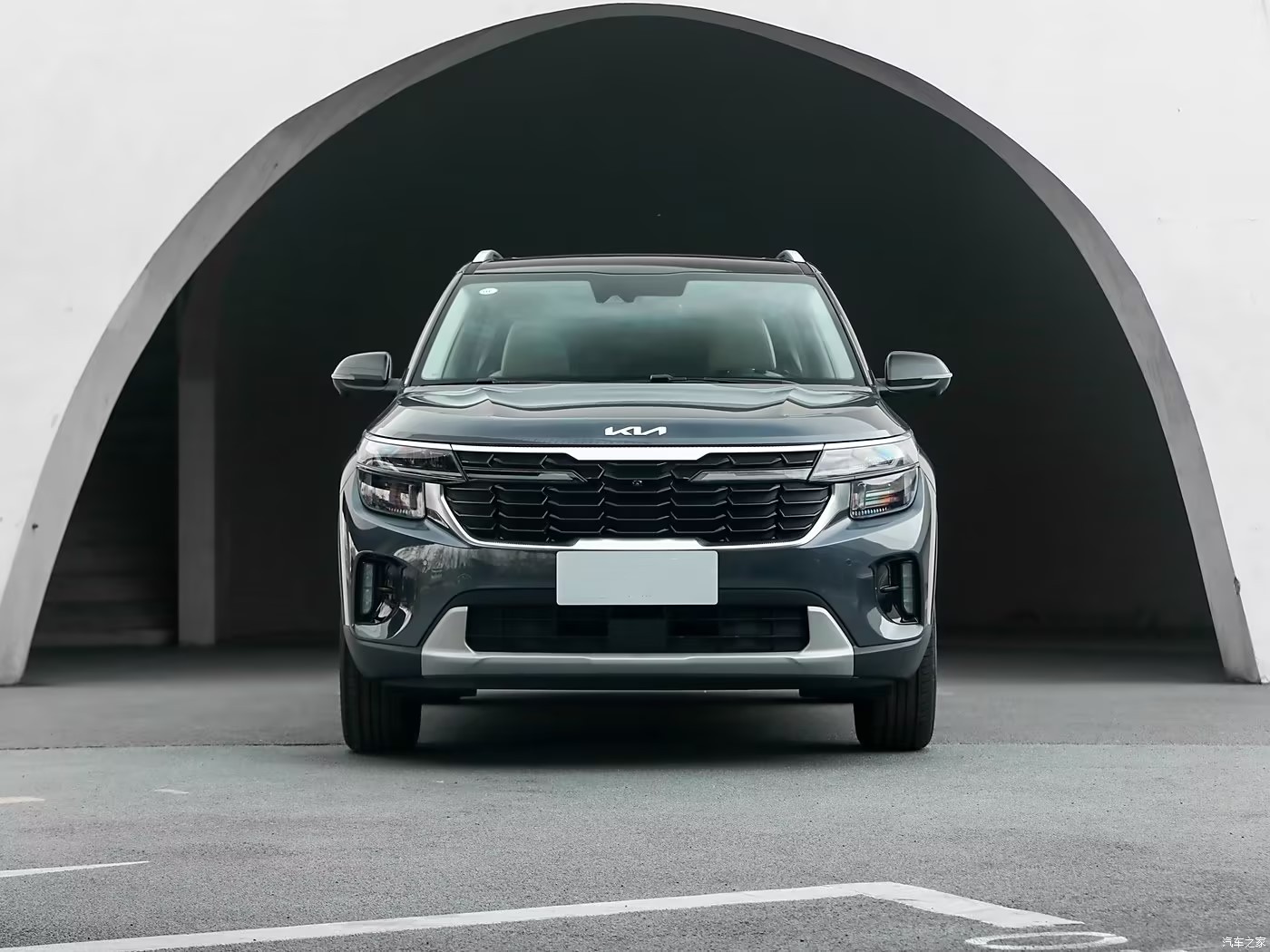 2023 Hot Style Car Quality Assurance Adult Cheap Fuel Vehicle For Kia Seltos 1.5L CVT Premium edition
