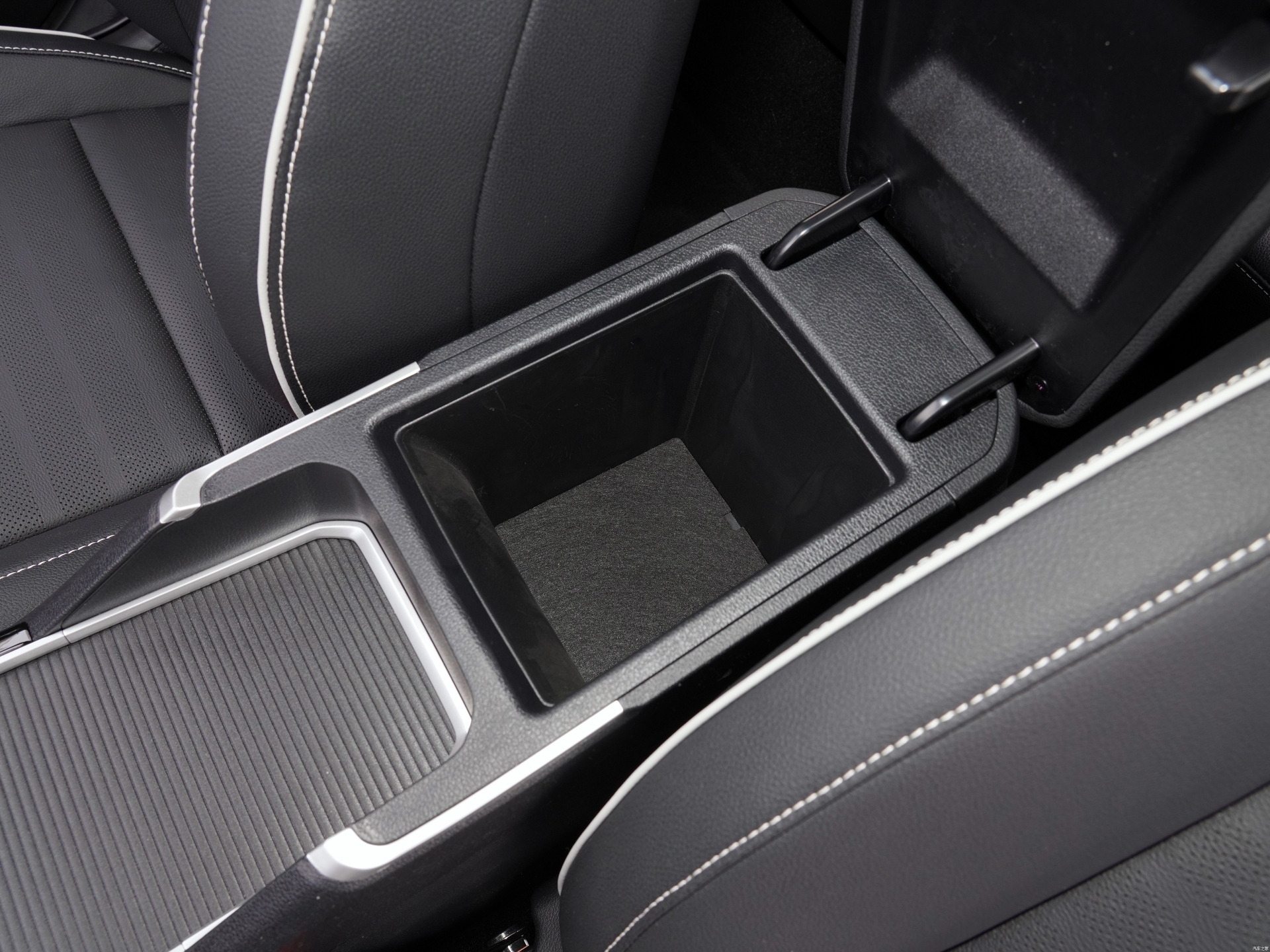 2024 Hot Style Car Quality Assurance Adult Cheap Fuel Vehicle For Yueda Kia K3 1.5L CVT