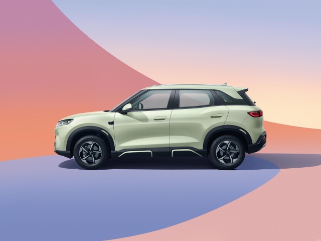 2025 BYD Yuan Up intelligent driving Edition 401km Dynamic Edition electric car BYD Hot sale Manufacturers In China