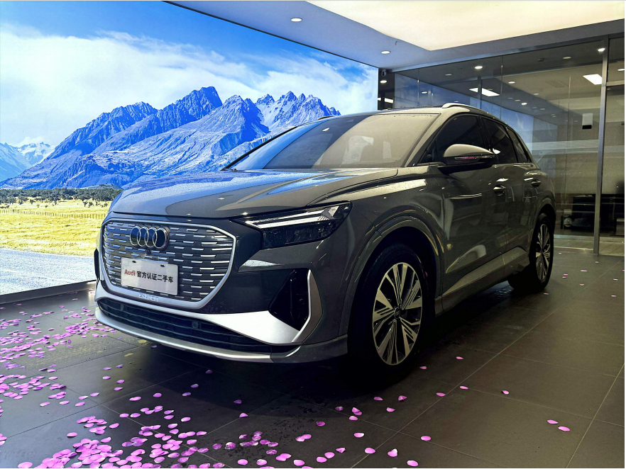 2023 New hot selling Audi Q4 SUV e-tron 40 electric and luxury driving car for Audi used car