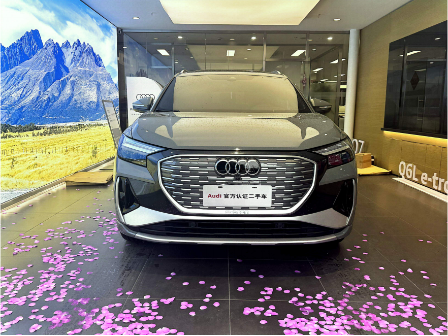 2023 New hot selling Audi Q4 SUV e-tron 40 electric and luxury driving car for Audi used car