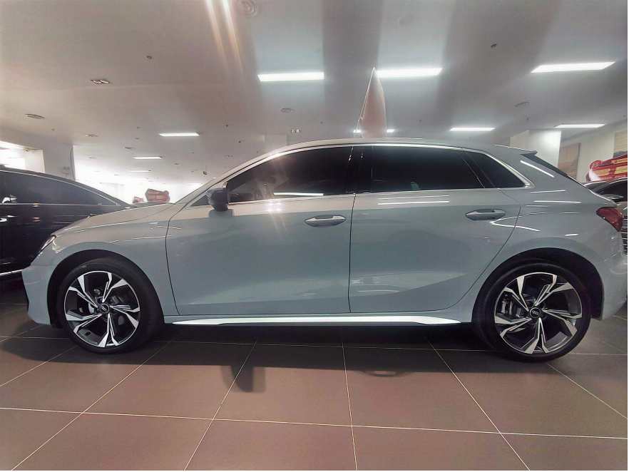 2021 New hot selling hatchback Audi A3 Sportback 35 TFSI Vorsprung luxury gasoline driving car for Audi used car