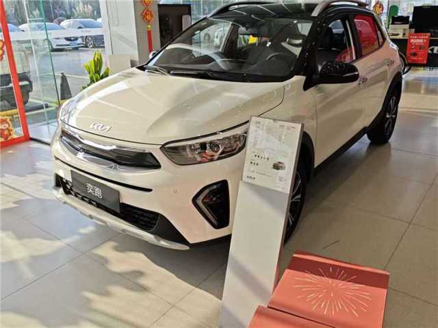 New Hot Selling SUV Kia Yipao/Stonic 1.4L Gasoline Left-Hand Drive Manufacturers in China