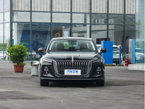 New Hot Selling Mid-size Sedan FAW Hongqi H5 Gasoline 1.5T/2.0T QiLing with 124kW/165kW Power Manufacturers in China
