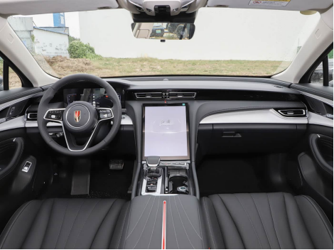 New Hot Selling Mid-size Sedan FAW Hongqi H5 Gasoline 1.5T/2.0T QiLing with 124kW/165kW Power Manufacturers in China