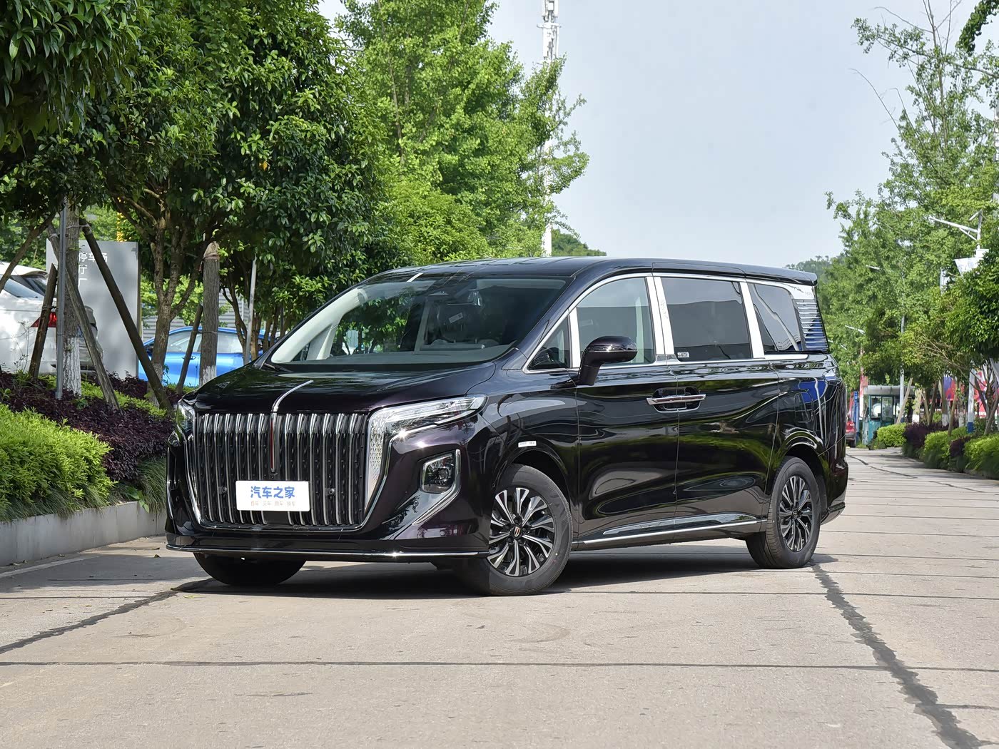 New Hot Selling High-end Business MPV FAW Hongqi HQ9 PHEV 4WD Flagship Edition with 300kW Power & 833km Combined Range Manufacturers in China