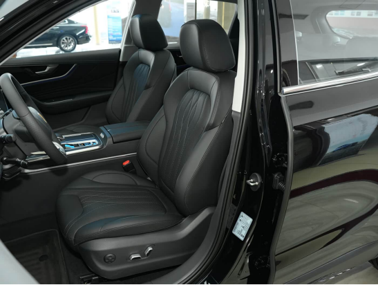 New Hot Selling Mid-size SUV FAW Hongqi HS5 2.0T Qiling Pro Edition Gasoline with 185kW Power & 380Nm Torque Manufacturers in China