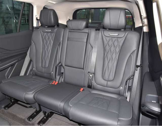 New Hot Selling Mid-to-Large 6/7-Seat SUV FAW Hongqi HS7 2.0T PHEV 4WD Qi Ling with 358kW Power & 6.8s Acceleration Manufacturers in China