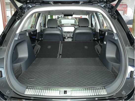 New Hot Selling Mid-size SUV FAW Hongqi HS5 2.0T Qiling Pro Edition Gasoline with 185kW Power & 380Nm Torque Manufacturers in China