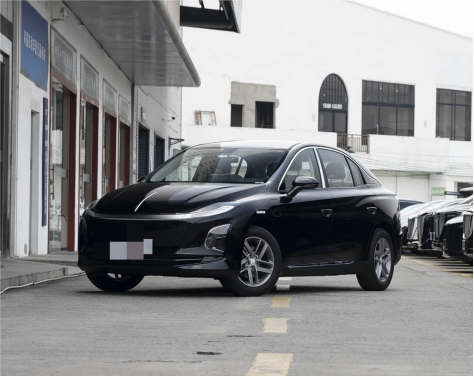 2025 New Hot Selling Mid-size Car FAW Hongqi E-QM5 500KM/610KM Pure Electric with 110kW Motor Manufacturers in China