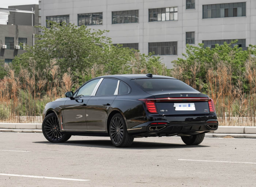 New Hot Selling Full-size Luxury Sedan FAW Hongqi H9 2.0T/3.0T Qiling Gasoline  Manufacturers in China