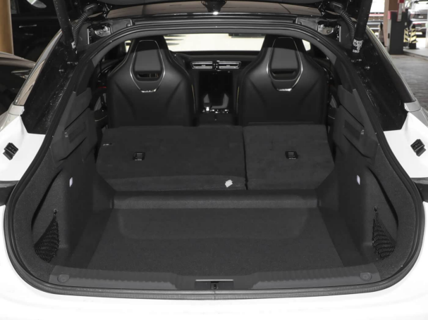 New Hot Selling Mid-size Sedan FAW Hongqi H6 2.0T Gasoline with 160kW/185kW Power Manufacturers in China