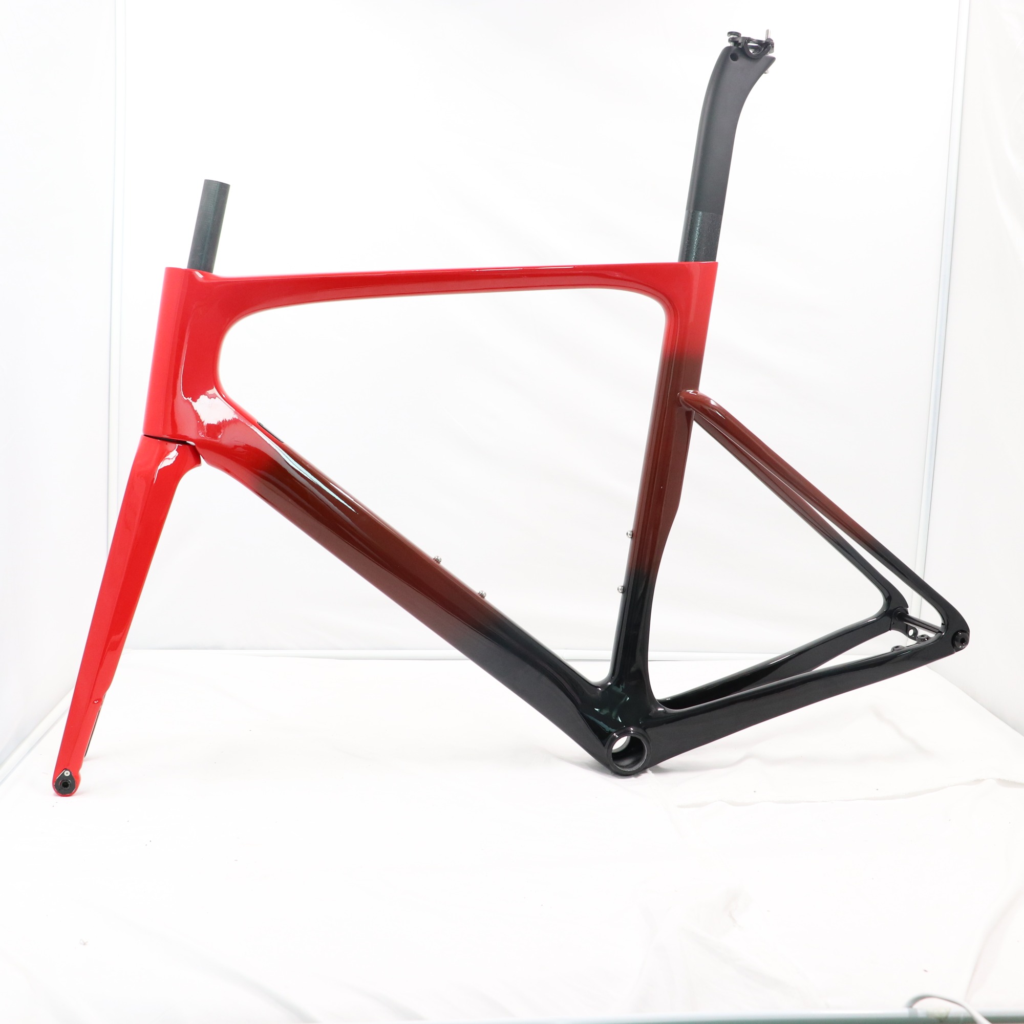 Custom hot sale carbon frame