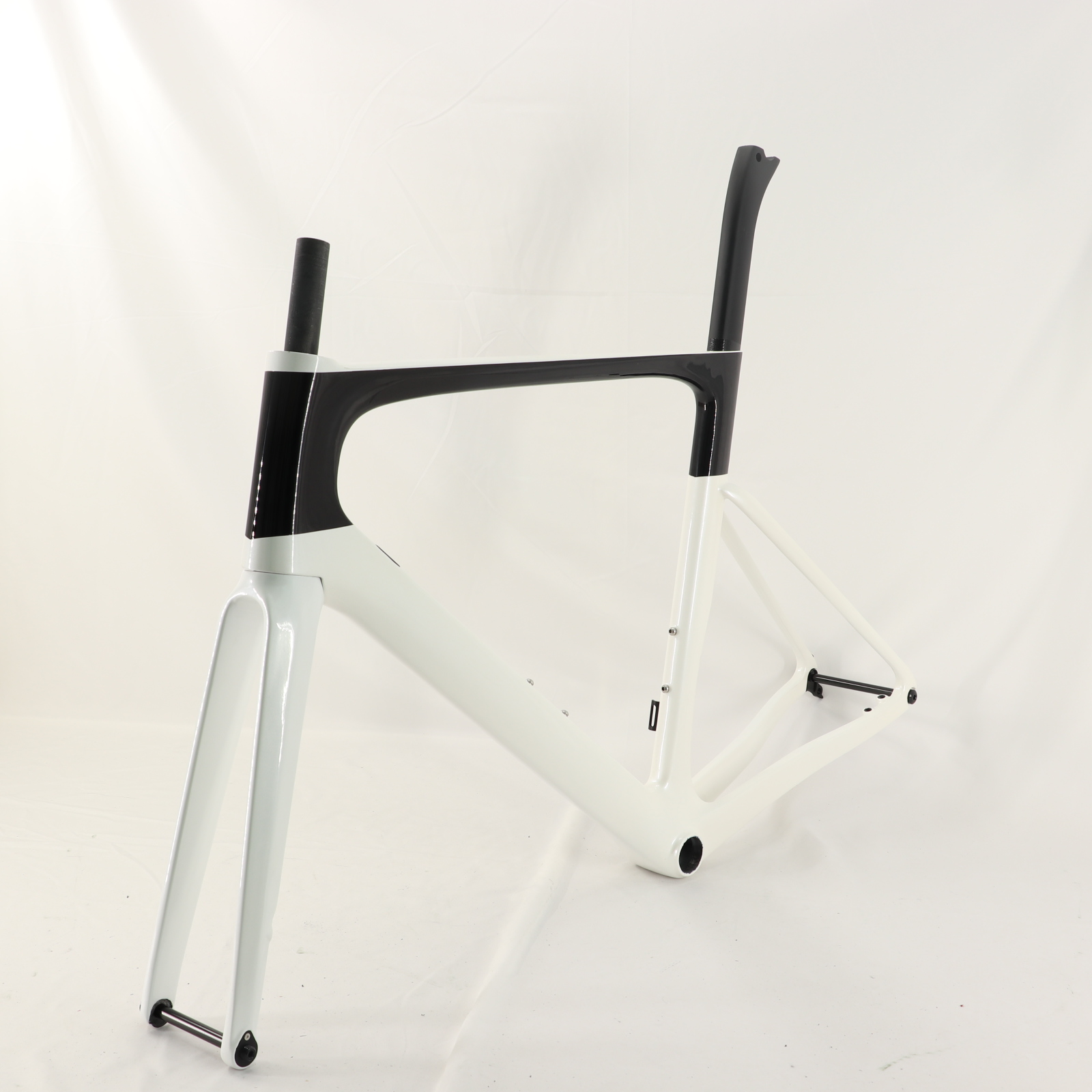 Pearl white bike online paint