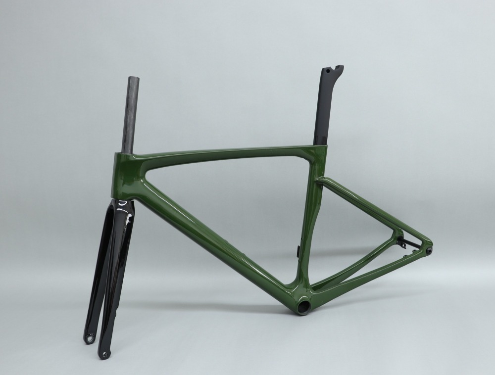 R 168 British Racing Green & Black Glossy Paint