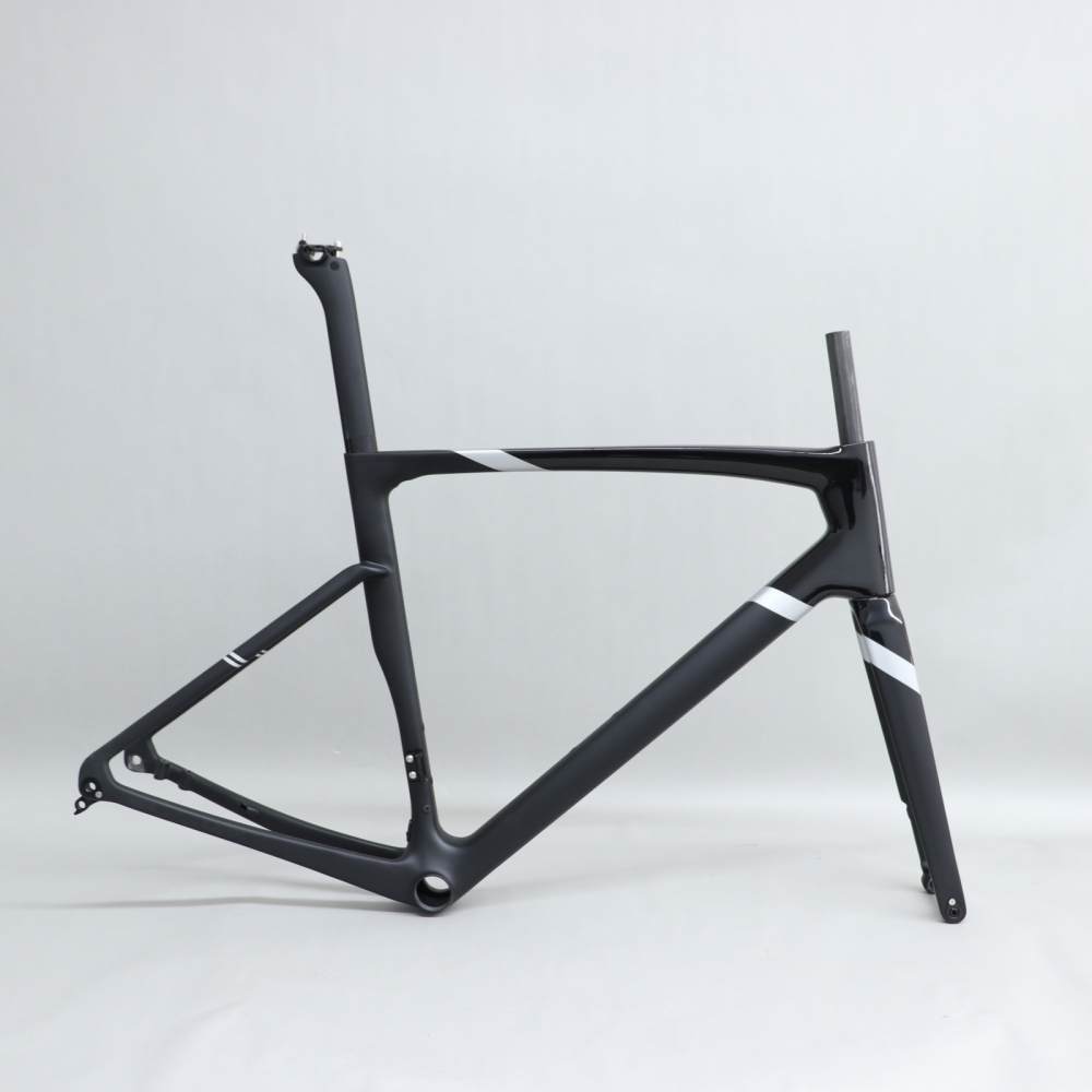 R 168 Matte & Glossy Paint