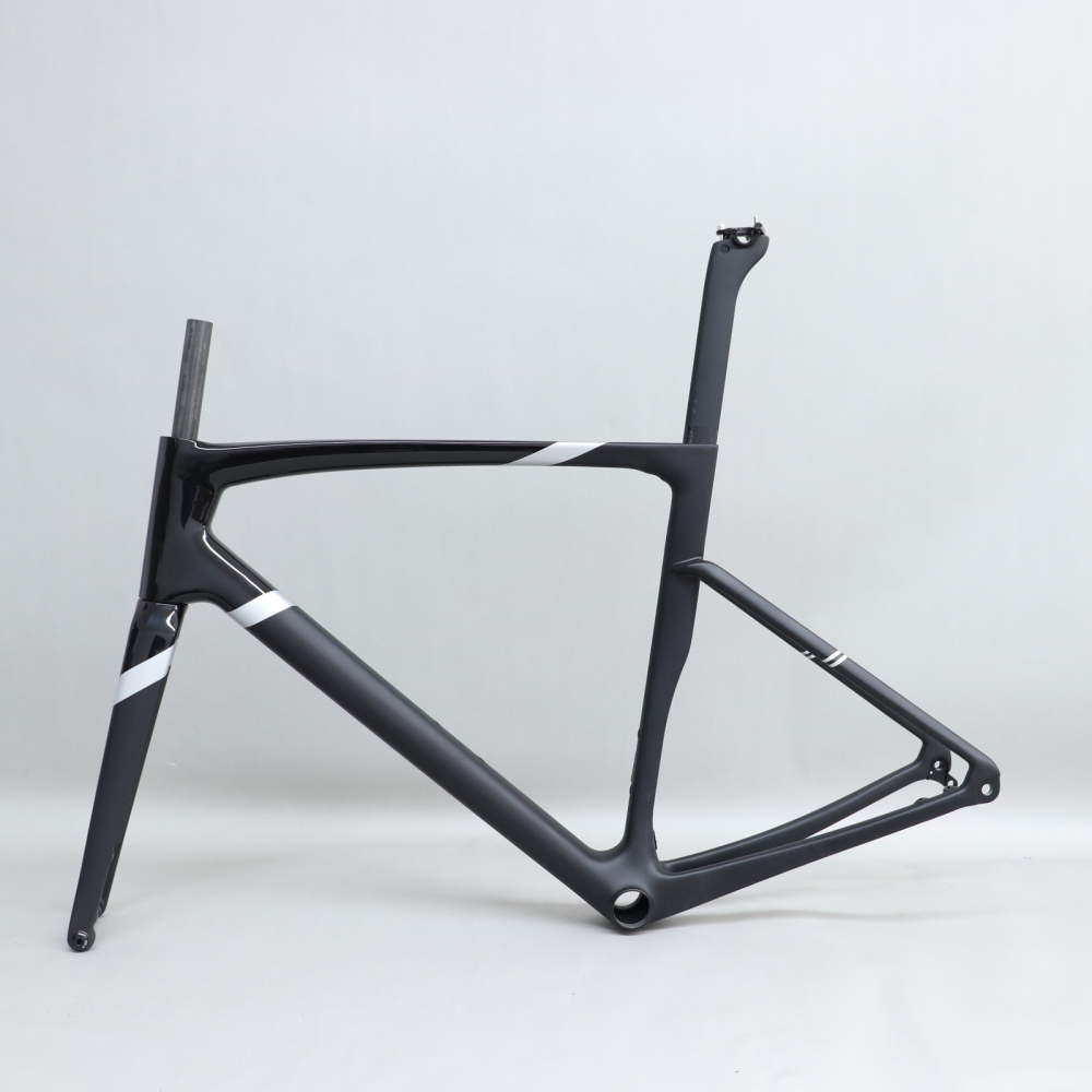 R 168 Matte & Glossy Paint
