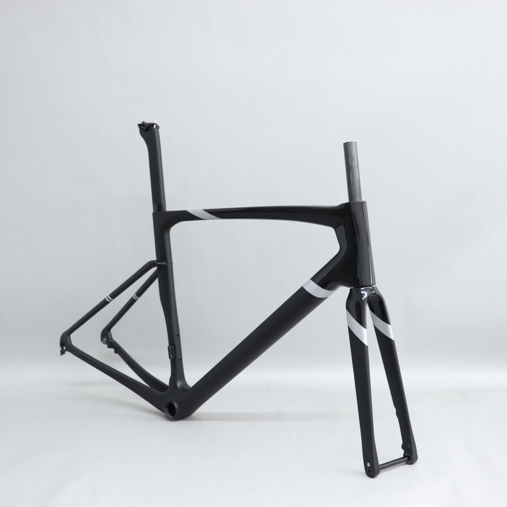 R 168 Matte & Glossy Paint