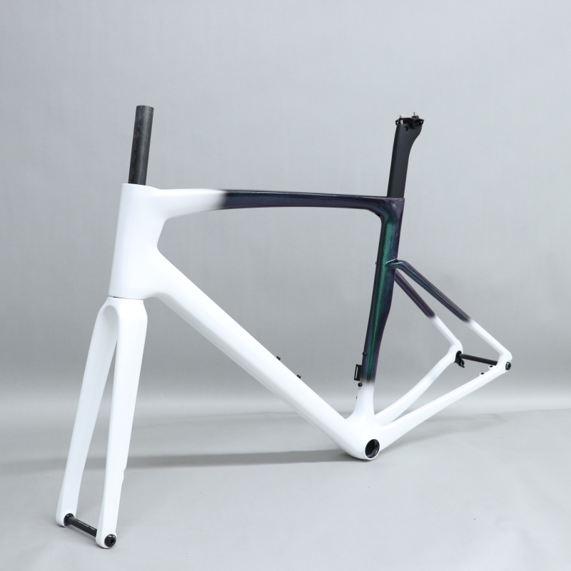 R 168 carbon road bike frame peal white With Green Chameleon