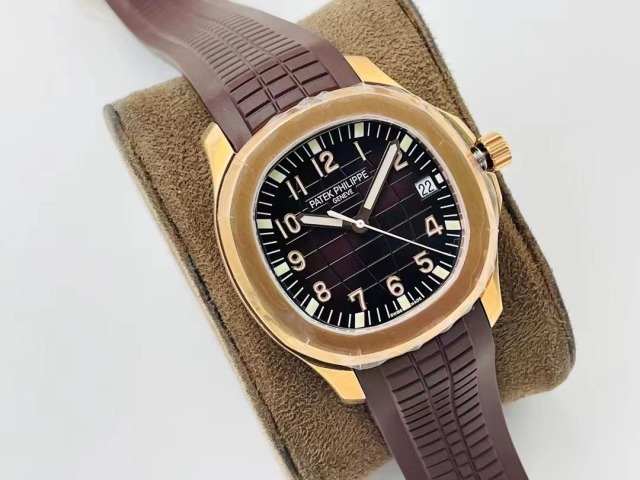 Patek Philippe Aquanaut Jumbo 5167R Rose Gold Brown Dial