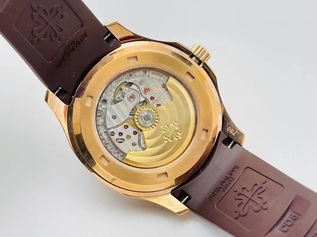 Patek Philippe Aquanaut Jumbo 5167R Rose Gold Brown Dial