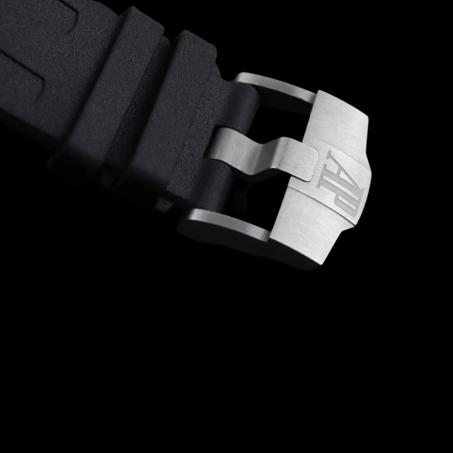 Audemars Piguet Royal Oak Offshore Diver 15707