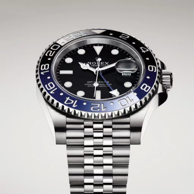 Rolex GMT-Master II Batman 126710 jubilee