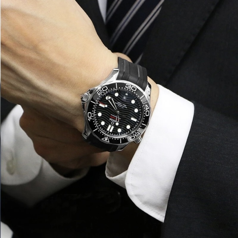 Omega Seamaster Black Dial 210.32.42.20.01.001