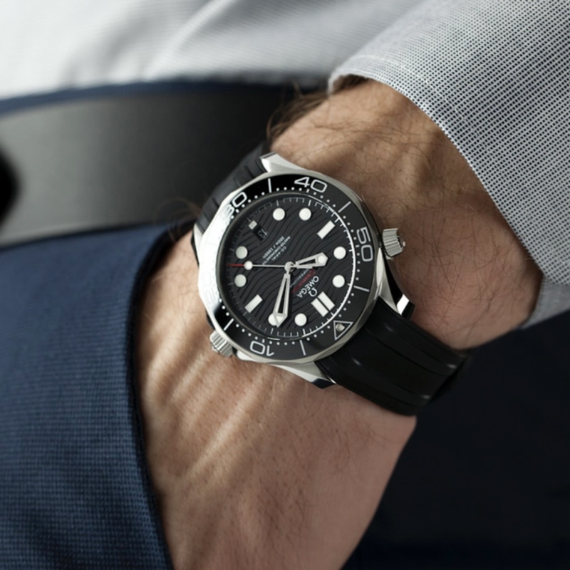 Omega Seamaster Black Dial 210.32.42.20.01.001