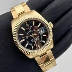 Rolex golden watch black dial 326938