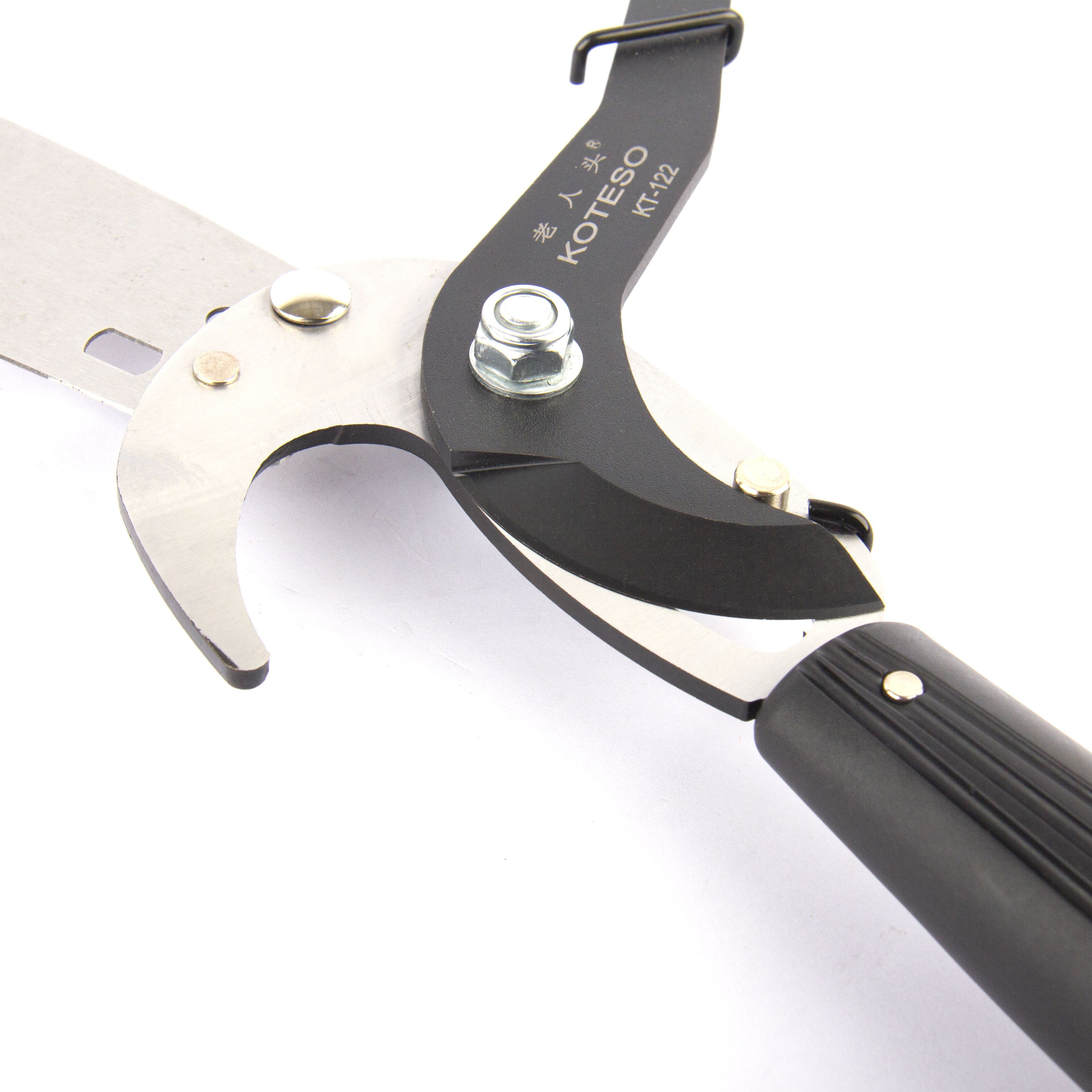 Pruner  122
