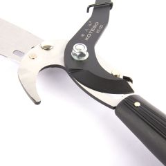 Pruner  122